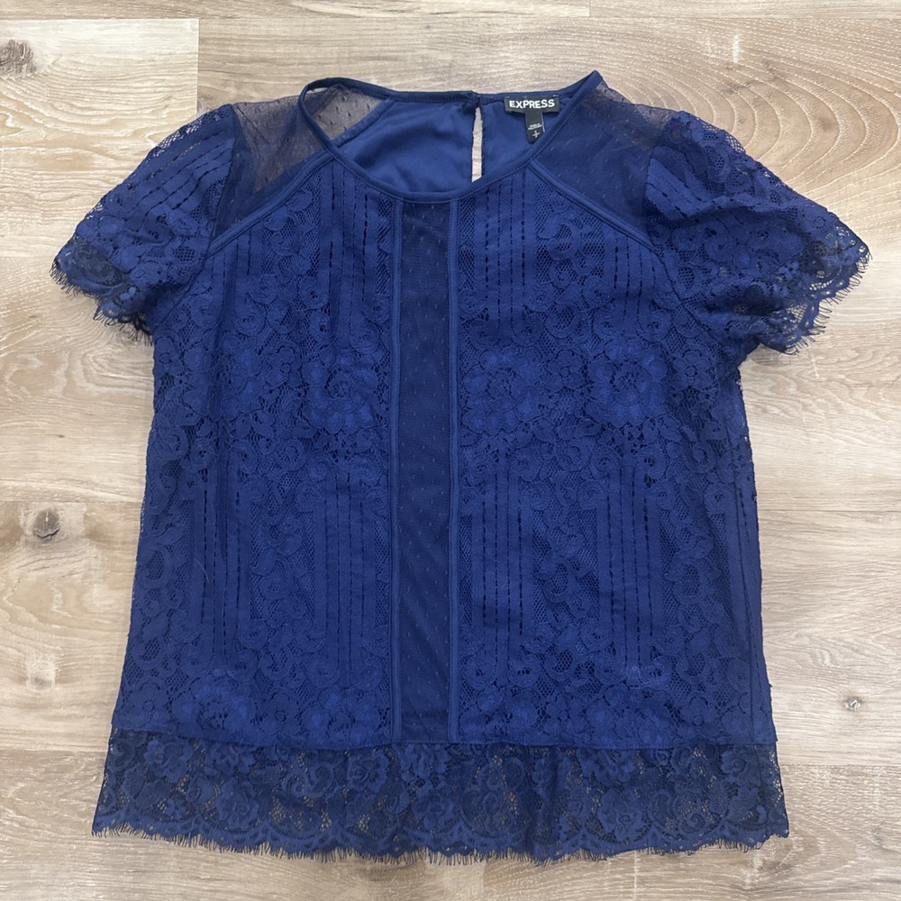 Express Weomens  Blue Lace Short Sleeve See Thru Sleeve Button Back Size‎ S